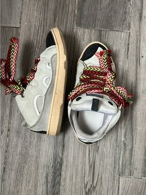 Lanvin Kids Cream and Black Sneakers with Multicolor Braided Laces